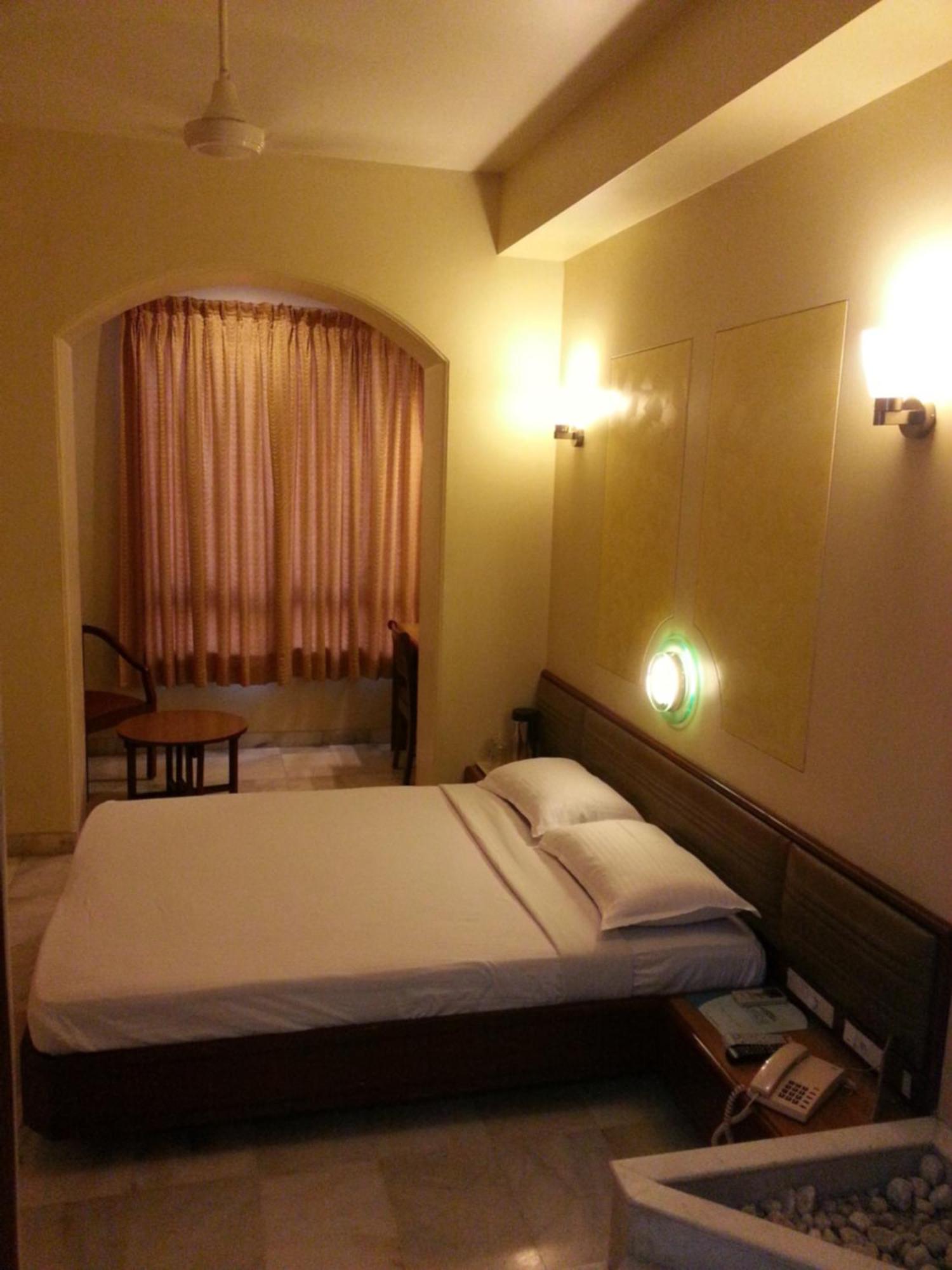 Hotel Ashray International, Sion - Near Bkc Bombay Extérieur photo