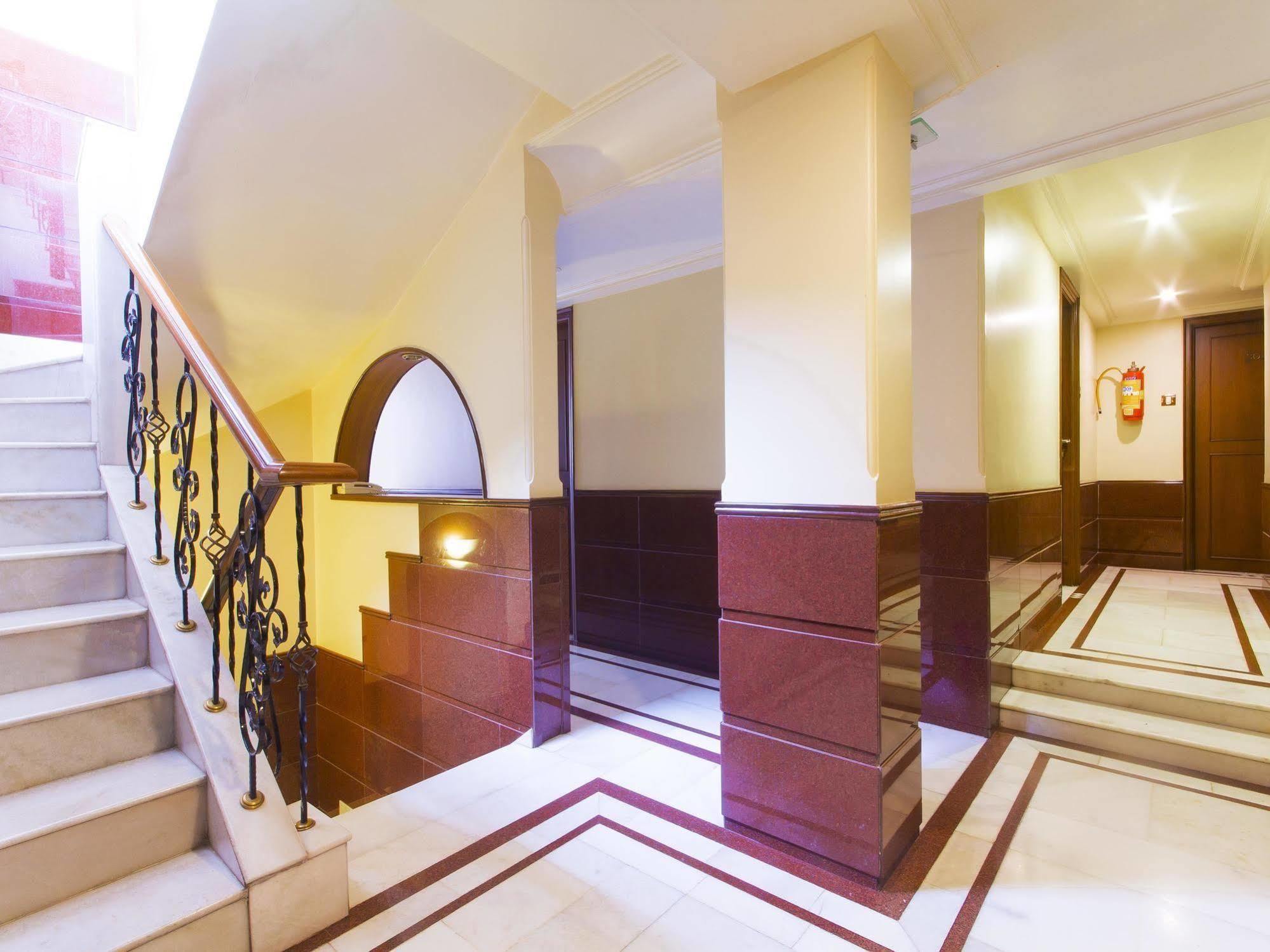 Hotel Ashray International, Sion - Near Bkc Bombay Extérieur photo